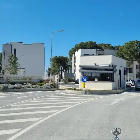 The In Valamar Lejlighed Hamallaj