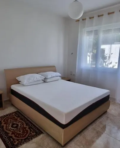 The In Valamar דירה