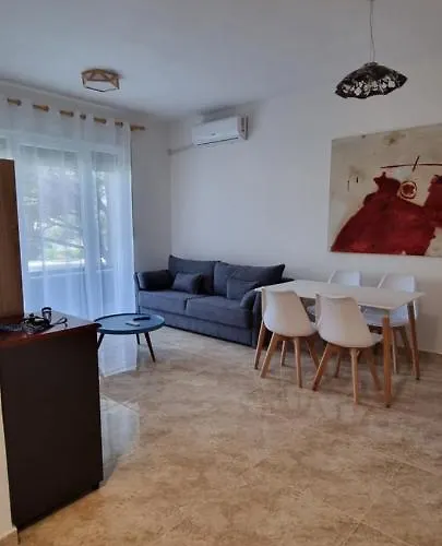 Appartamento The In Valamar Hamallaj